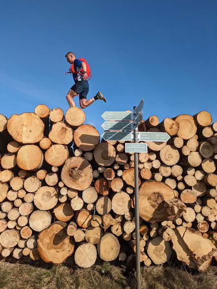 Jede Menge Holz vor der Hütte